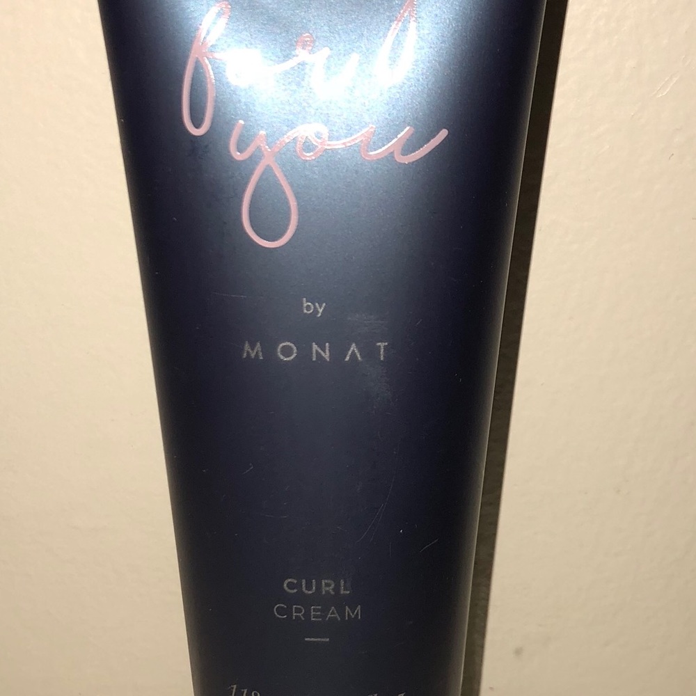 Monat curl cream
